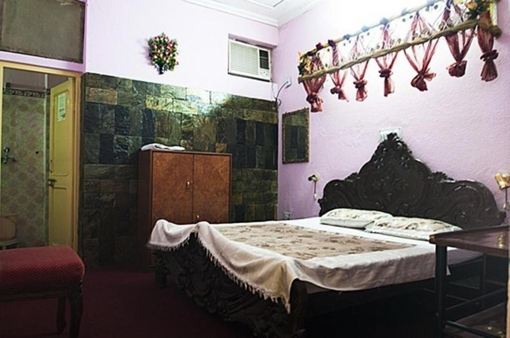 Royal Aashiyana Palace Jaipur Bilik gambar